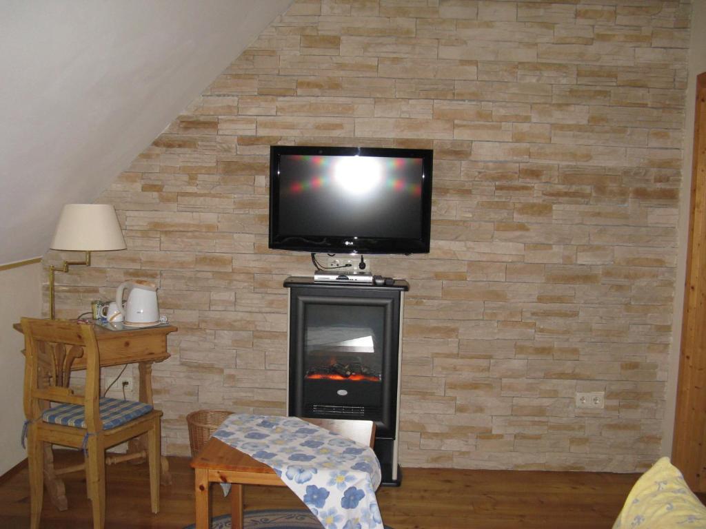 Hotel Garni Huegellandhof Neuhaus am Klausenbach Room photo